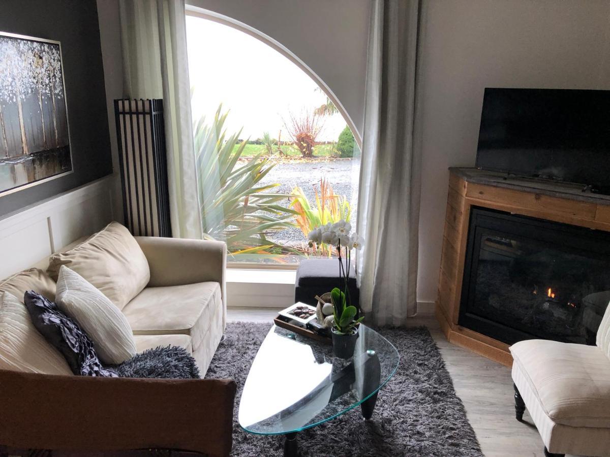 Qualicum Breeze Beach Resort Bowser エクステリア 写真