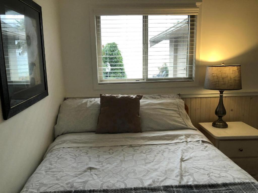 Qualicum Breeze Beach Resort Bowser エクステリア 写真
