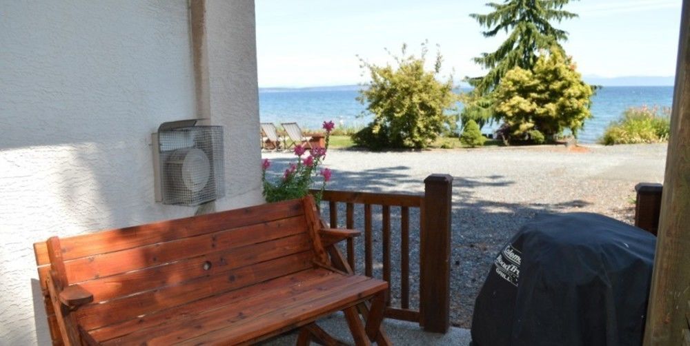 Qualicum Breeze Beach Resort Bowser エクステリア 写真