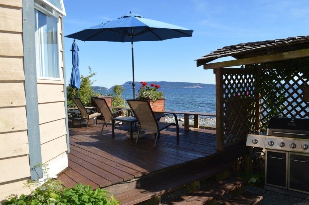 Qualicum Breeze Beach Resort Bowser エクステリア 写真